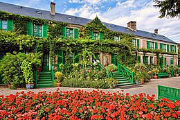 Giverny 2025La-Maison-vue-du-Clos-Normand.jpg